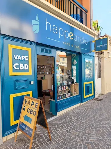 Vitrine du magasin HappeSmoke Sanary-sur-Mer